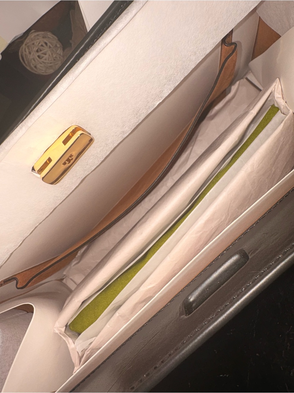 Tory Burch CLASSIC LEE RADZIWILL BAG - Picture 5 of 8